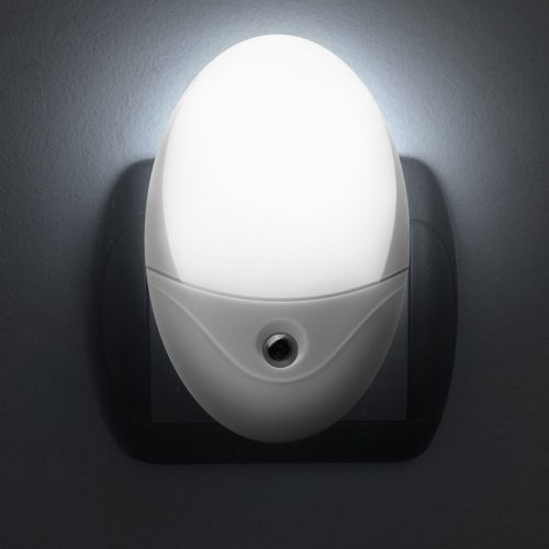 Phenom éjszakai irányfény fényérzékelővel - 6 LED - Fehér