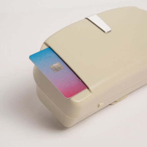 Napszemüveg tartó autóba