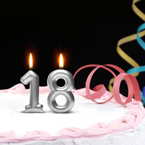 Számgyertya Ezüst - 6 x 3 cm - 7