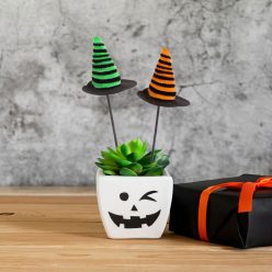   Halloween boszorkánykalap dekoráció - leszúrható - 20 × 7 cm - 3 db