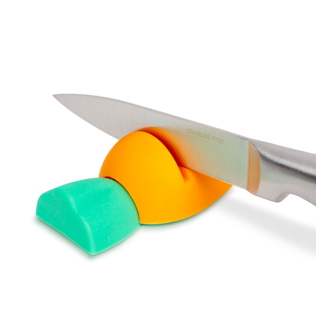 Image of Késélező - répa forma - 9,5 x 4,8 cm